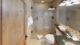 Manor Vail Lodge