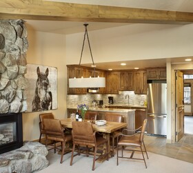 Manor Vail Lodge