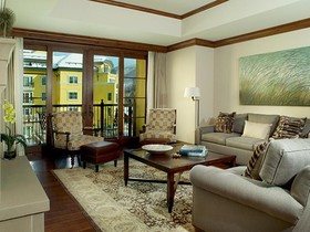 Ritz-Carlton Residences by Legendary Lodging