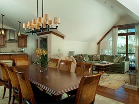 Ritz-Carlton Residences by Legendary Lodging
