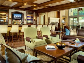 Ritz-Carlton Residences by Legendary Lodging