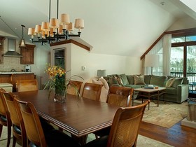 Ritz-Carlton Residences by Legendary Lodging