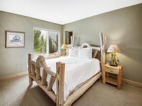 Sandstone Chalet