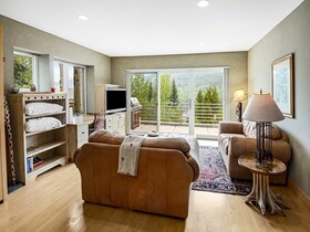 Sandstone Chalet