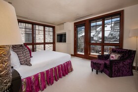 Solaris Residences