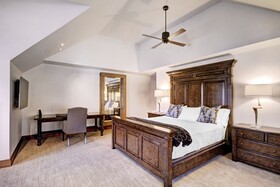 The Lodge at Vail, a RockResort