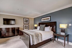 The Lodge at Vail, a RockResort