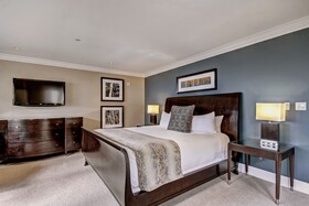 The Lodge at Vail, a RockResort