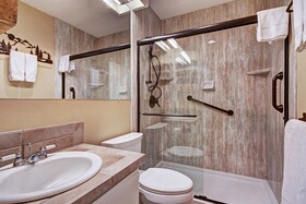 The Lodge at Vail, a RockResort