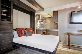 The Lodge at Vail, a RockResort