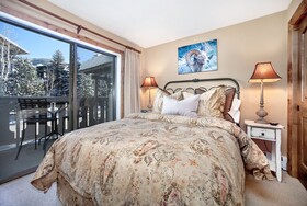 The Lodge at Vail, a RockResort