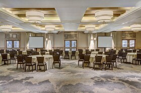 The Lodge at Vail, a RockResort