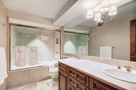 The Lodge at Vail, a RockResort