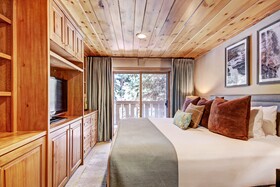 The Lodge at Vail, a RockResort