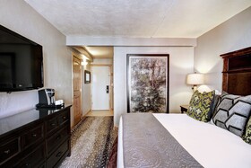 The Lodge at Vail, a RockResort