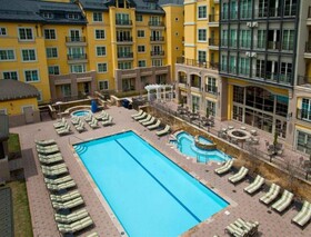 The Ritz Carlton Club, Vail