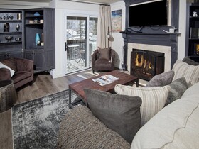 Vail 21 Condominiums