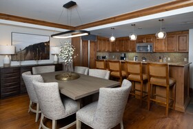 Vail Mountain Lodge & Spa