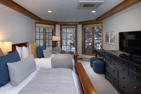 Vail Mountain Lodge & Spa