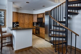 Vail Mountain Lodge & Spa