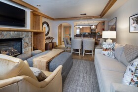 Vail Mountain Lodge & Spa