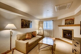 Vail Mountain Lodge & Spa
