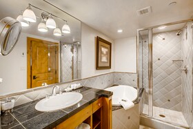 Vail Mountain Lodge & Spa