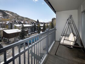 Vantage Point, a Destination Residence