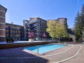 Vantage Point, a Destination Residence