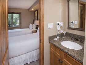 Vantage Point, a Destination Residence
