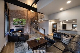 Vantage Point, a Destination Residence