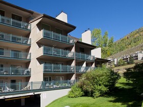 Vantage Point, a Destination Residence