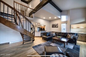 Vantage Point, a Destination Residence