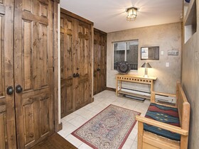 Vantage Point, a Destination Residence
