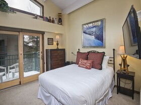 Vantage Point, a Destination Residence