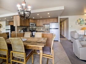 Vantage Point, a Destination Residence