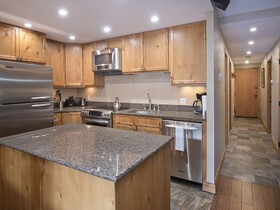 Vantage Point, a Destination Residence