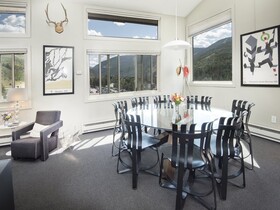 Vantage Point, a Destination Residence