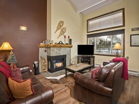 Vantage Point, a Destination Residence