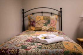Olympia Hostel House