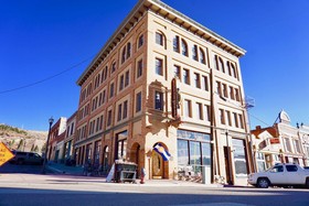 The Victor Hotel