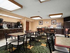 Super 8 by Wyndham Westminster Denver North