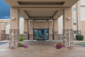Holiday Inn Express Hotel & Suites Wheat Ridge-Denver West