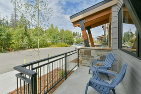 Arrow by Winter Park Escapes