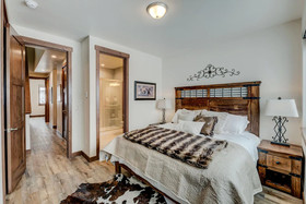 Arrow by Winter Park Escapes