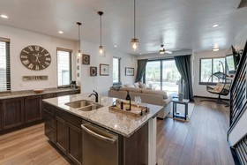 Arrow by Winter Park Escapes