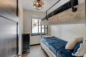 Arrow by Winter Park Escapes