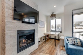 Arrow by Winter Park Escapes