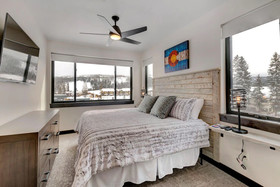 Arrow by Winter Park Escapes