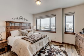 Arrow by Winter Park Escapes